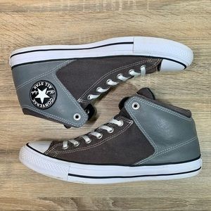 *SOLD* Converse Chuck Taylor All Star High Street